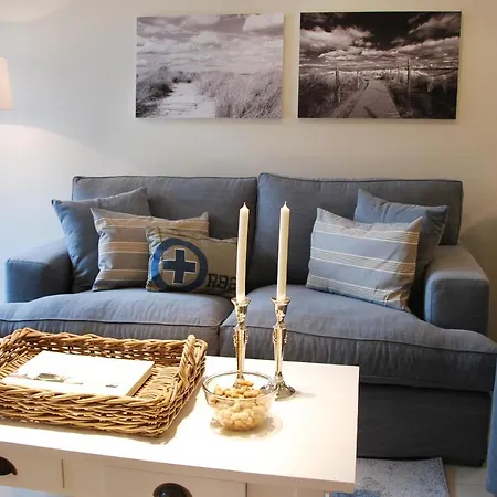 Jan Maat 1 Apartment